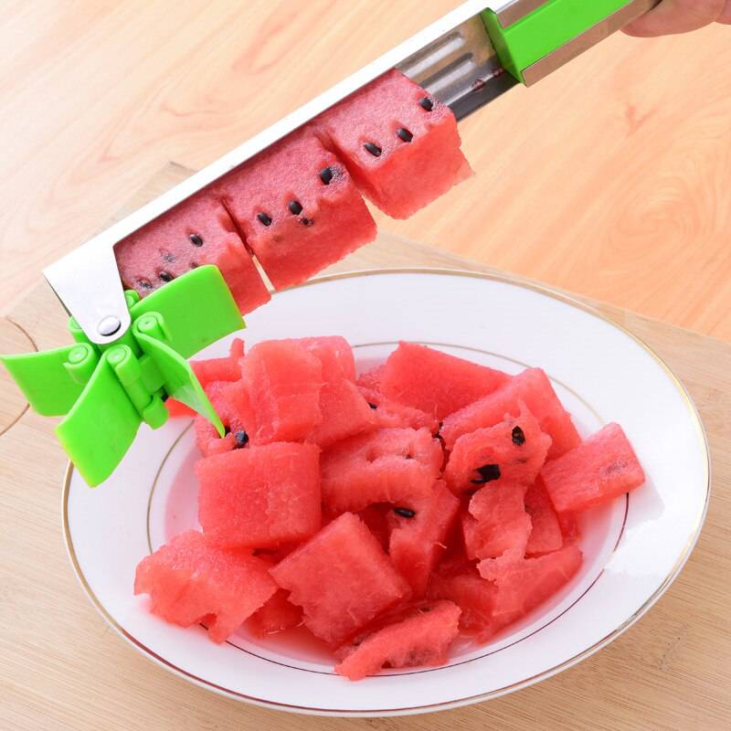 Stainless Steel Watermelon Cutter Windmill Shape Design Slicer Cutter Features: suitable for watermelon cutting, can quickly eat watermelon.
1. Stainless steel material, strong and durable, not easy to rust, easy to clean

2. A gentle TheWellBeing1Stainless Steel Watermelon Cutter Windmill Shape Design Slicer Cutter Kitchen Gadgets Salad Fruit Slicer Cutter ToolCulinaryWellBeing