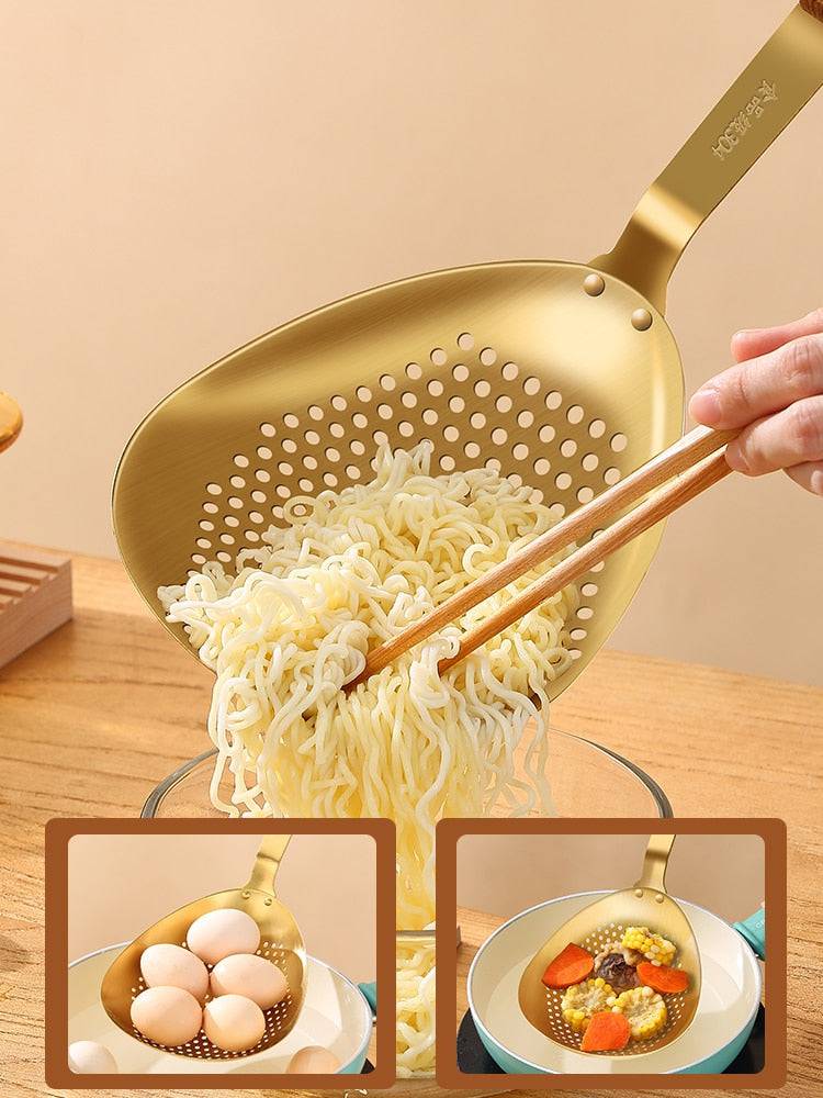 Stainless Steel Fry Food Strainer Scoop, Kitchen Residue Colander Soup Oil Strainer Spoon With Anti-Scald Wooden Handle - Culinarywellbeing