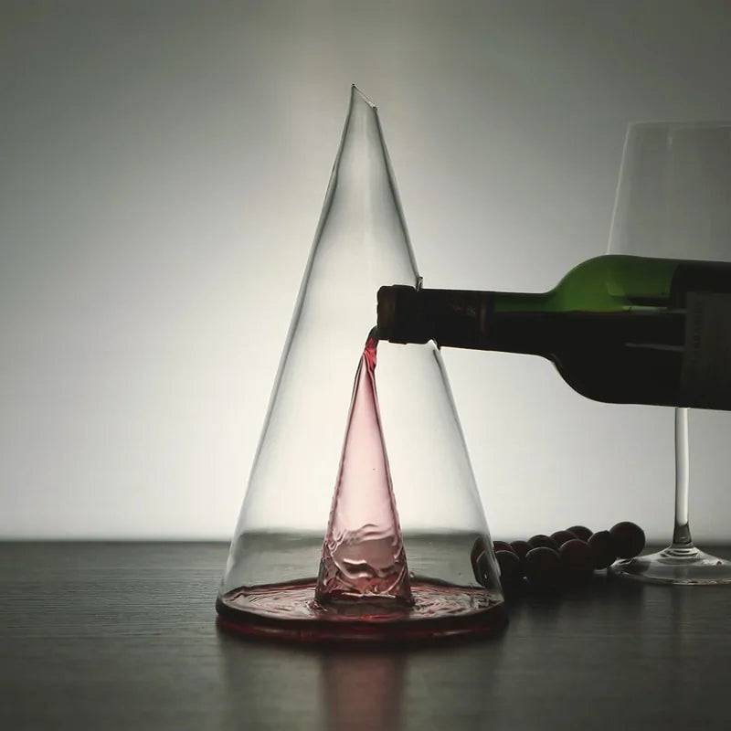 Wine Decanter - Elegant Glass Decanter for Enhanced Flavors