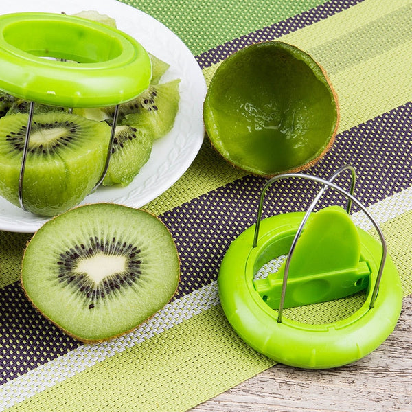 Kiwi Cutter Kitchen Detachable Creative Fruit Peeler, stainless steel and PP material, green color.