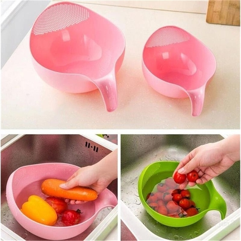 Rice washer and quinoa strainer kitchen tools in pink and green, used for cleaning vegetables and fruits.