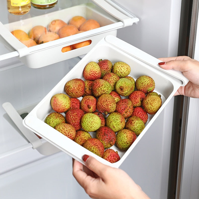 Hanging refrigerator storage drawer with fruits, white color, PP material, 26x18x5cm size.